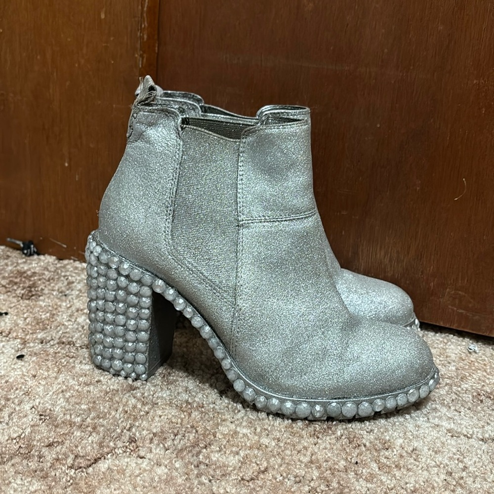 Silver boots for sale!